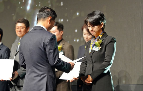 본아이에프(주) 지역사회공헌 우수 인정기업 보건복지부 장관 표창