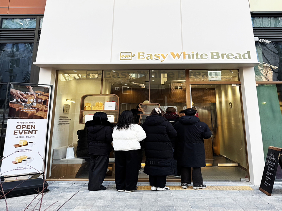 본아이에프의 생식빵 전문 브랜드 ‘이지화이트 브레드’, 오픈 1개월 만에 10평 매장서 일 매출 최대 260만원 기록